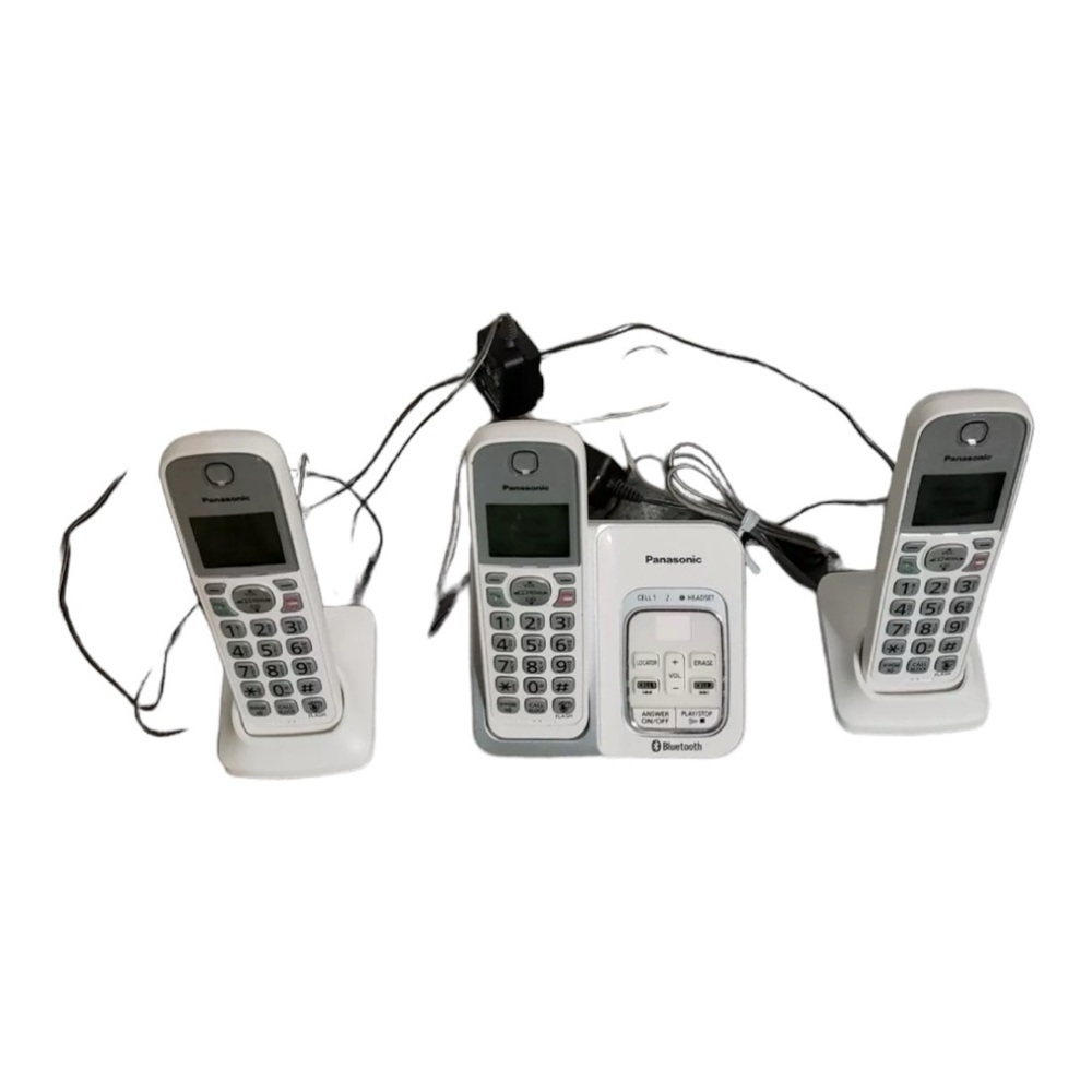 Panasonic KX-TGD560‎ (White) Bluetooth Cordless Phone Set (3)